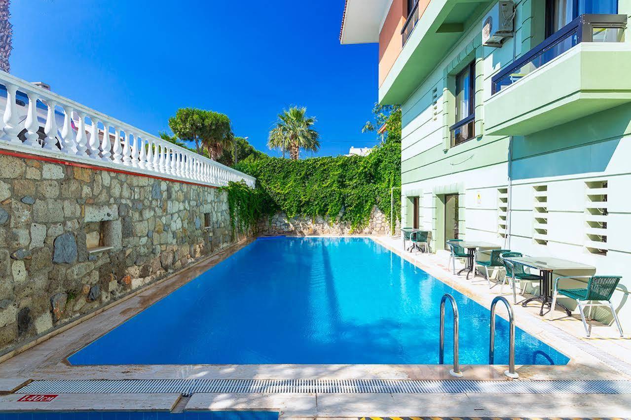 Kabasakal Hotel Cesme Exterior photo