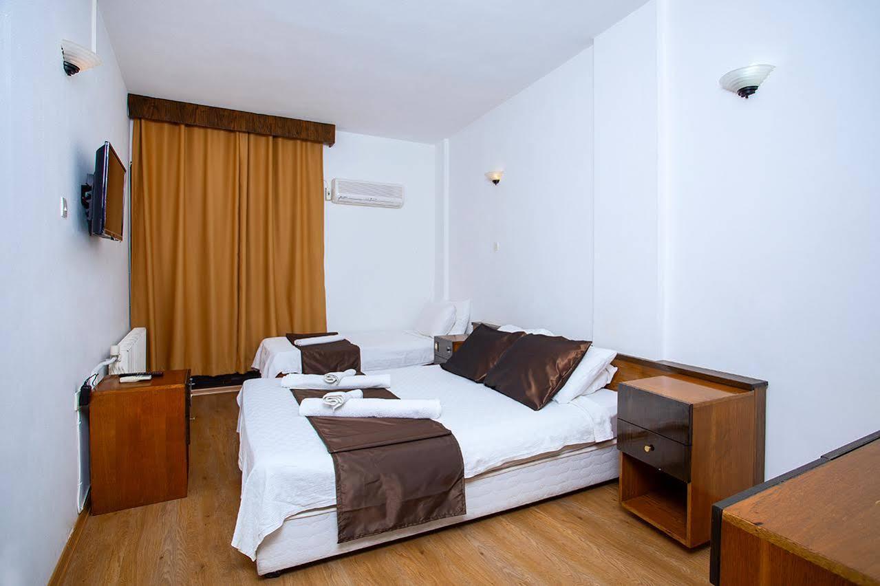 Kabasakal Hotel Cesme Exterior photo
