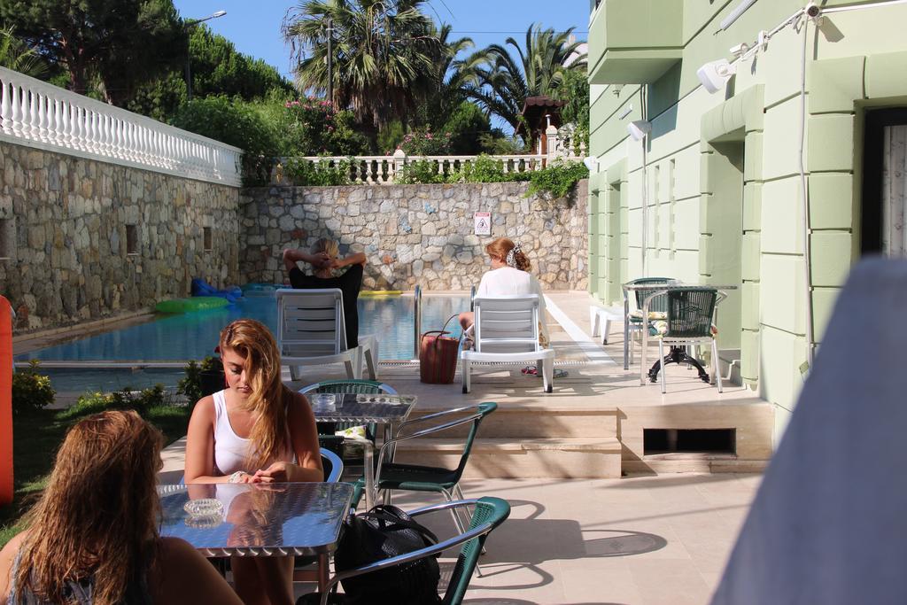 Kabasakal Hotel Cesme Exterior photo