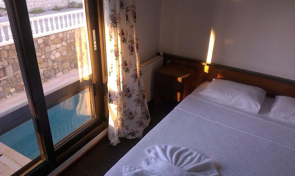 Kabasakal Hotel Cesme Room photo